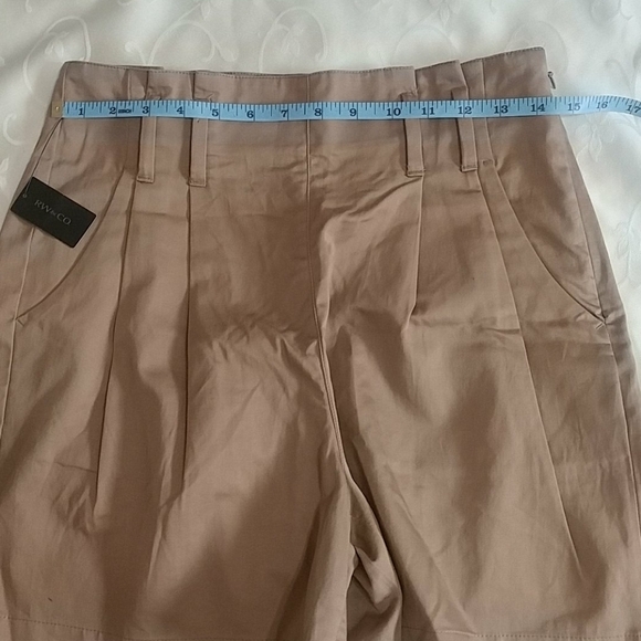 Rw & CO Paperbag Style Short - Picture 6 of 8